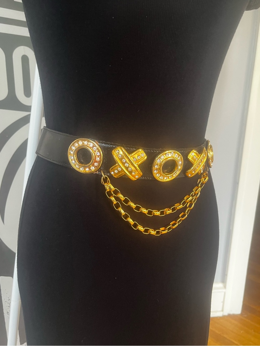 Vintage Y2K Streets Ahead Statement XOXO Leather belt ~Carrie Bradshaw - Picture 2 of 9
